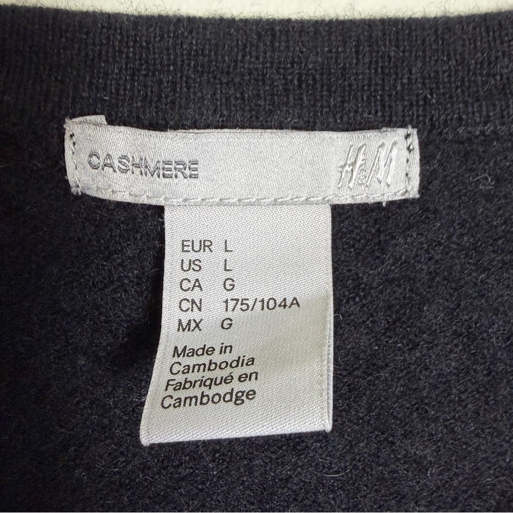 H&M CASHMERE Classic Crewneck Sweater, Black | Sz LG - Picture 2 of 5